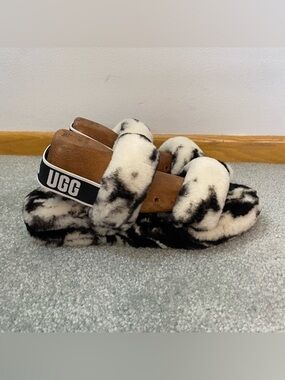 Ugg Womens OH Yeah Marble Print Fuzzy Slippers Comfy Casual Size 10